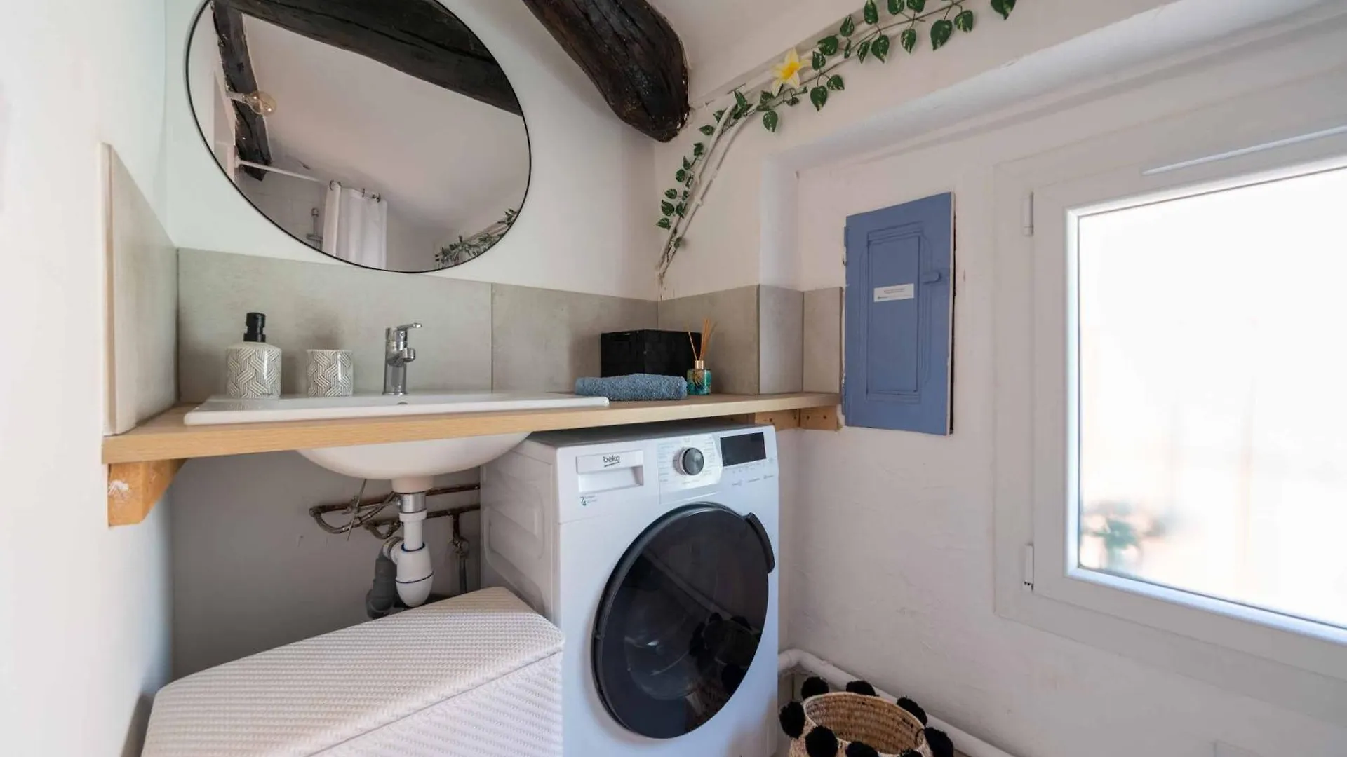 Apartment Sun Dreams, Centre Ville Historique, 10 Minutes De Cannes Vallauris
